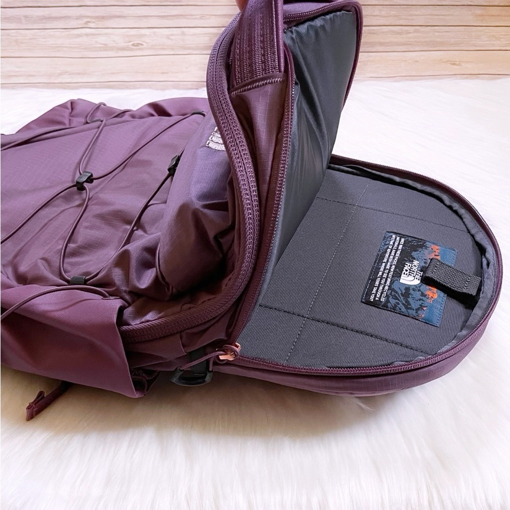 The North Face Women’s Borealis Luxe 27 Liter Backpack - Picture 8 of 9